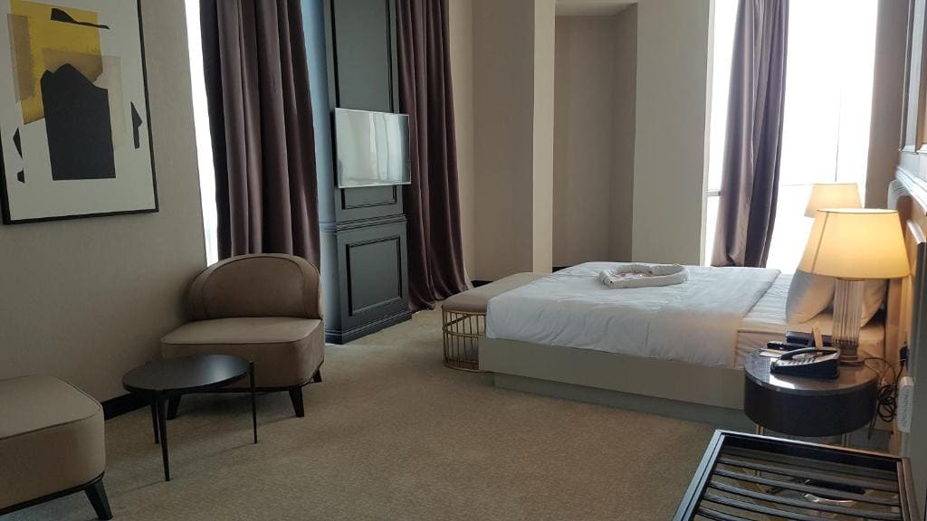 Superior Twin Room room - Image 3