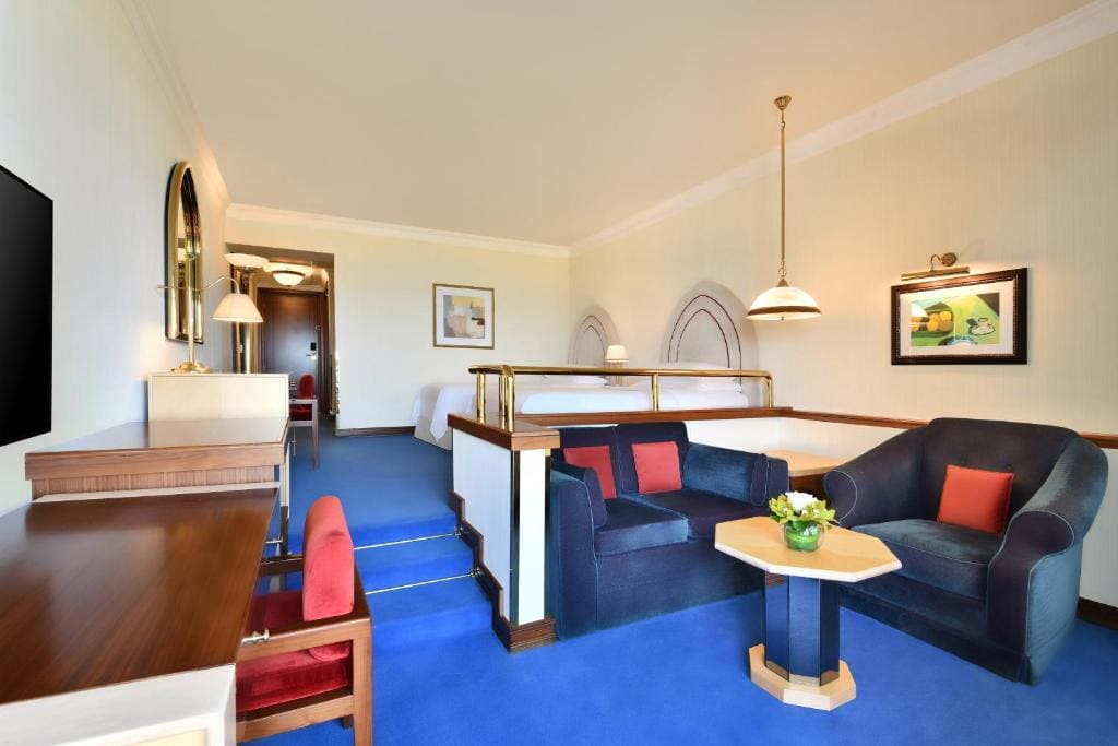Deluxe Twin Sea View Room room - Image 1