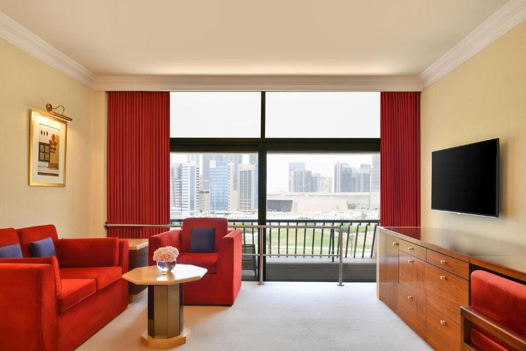 Deluxe King Room room - Image 3