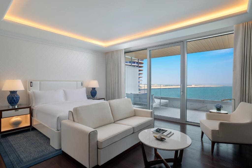 King Studio with Sea View room - Image 3