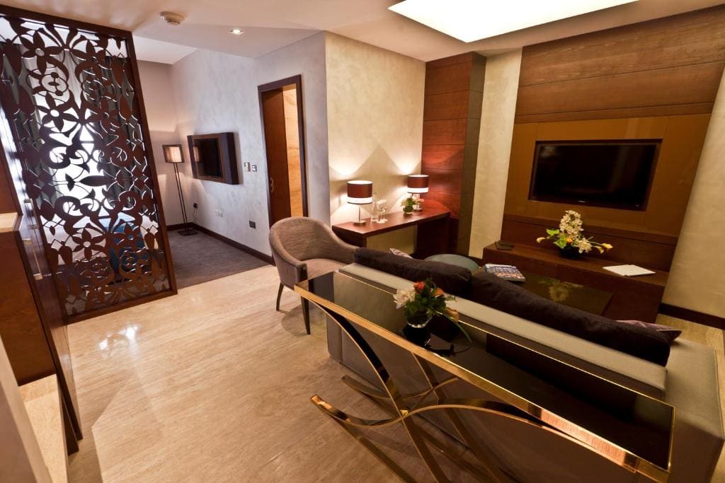 Executive Suite room - Image 1