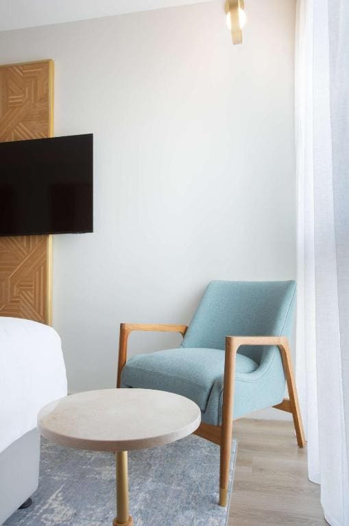 Premium Room with Ocean View - High Floor room - Image 3