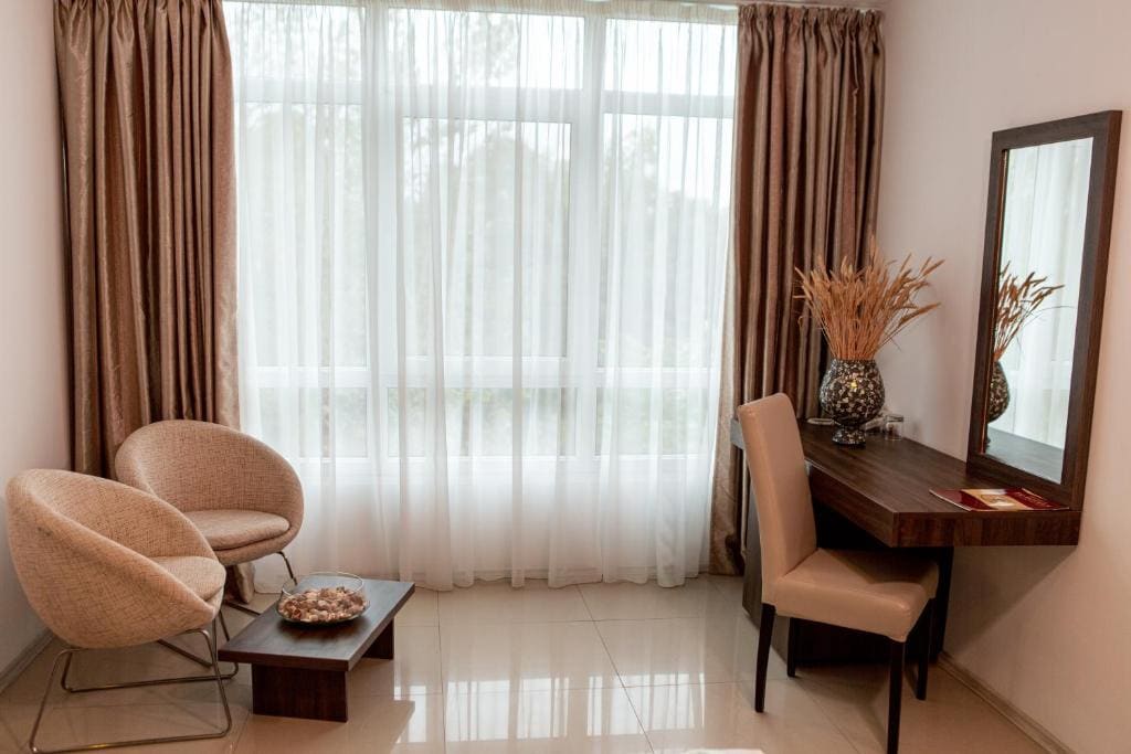 Superior Double or Twin Room room - Image 2