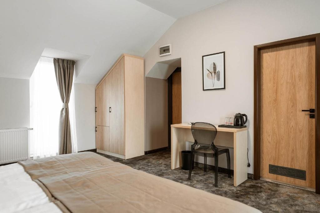 Standard Double Room room - Image 3