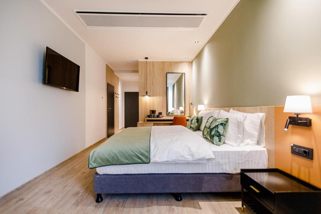 Superior Double Room - Free access to Aquapark room - Image 1