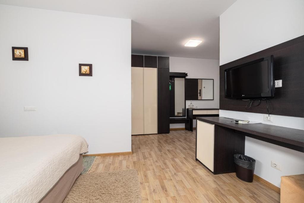 Superior Double Room room - Image 2