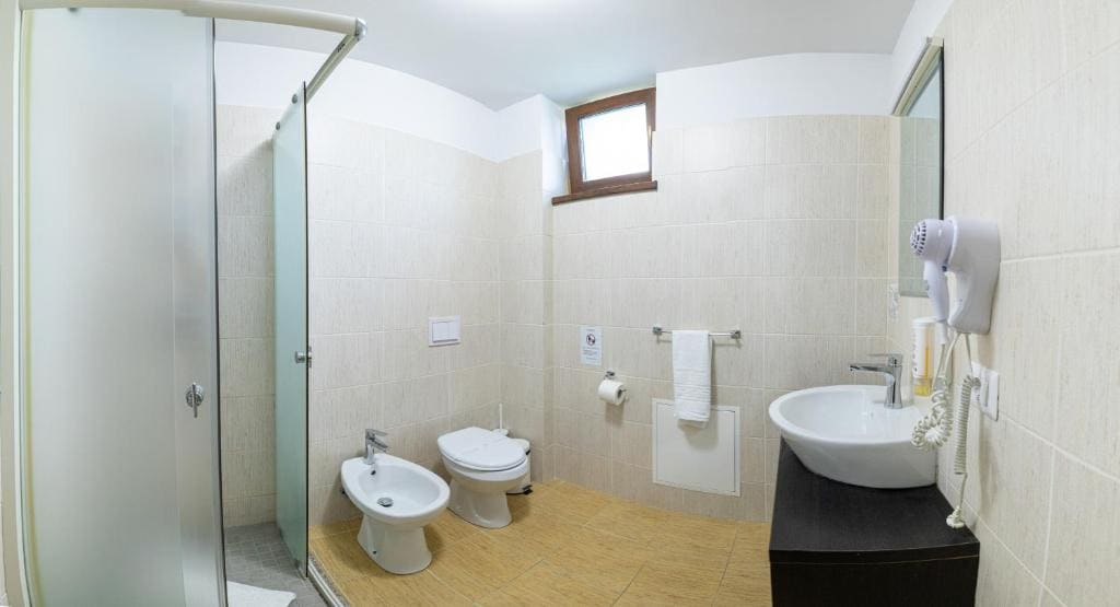 Superior Double Room - Annex room - Image 2