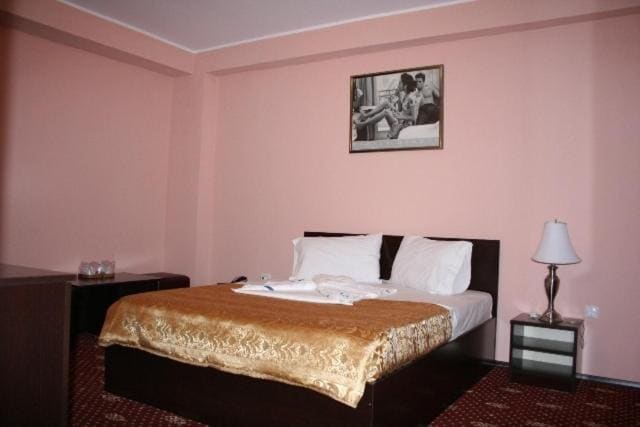 Standard Double Room room - Image 2