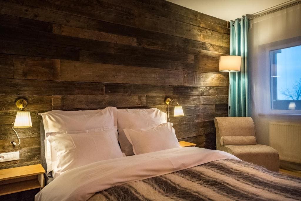 Deluxe Double Room with Balcony room - Image 3