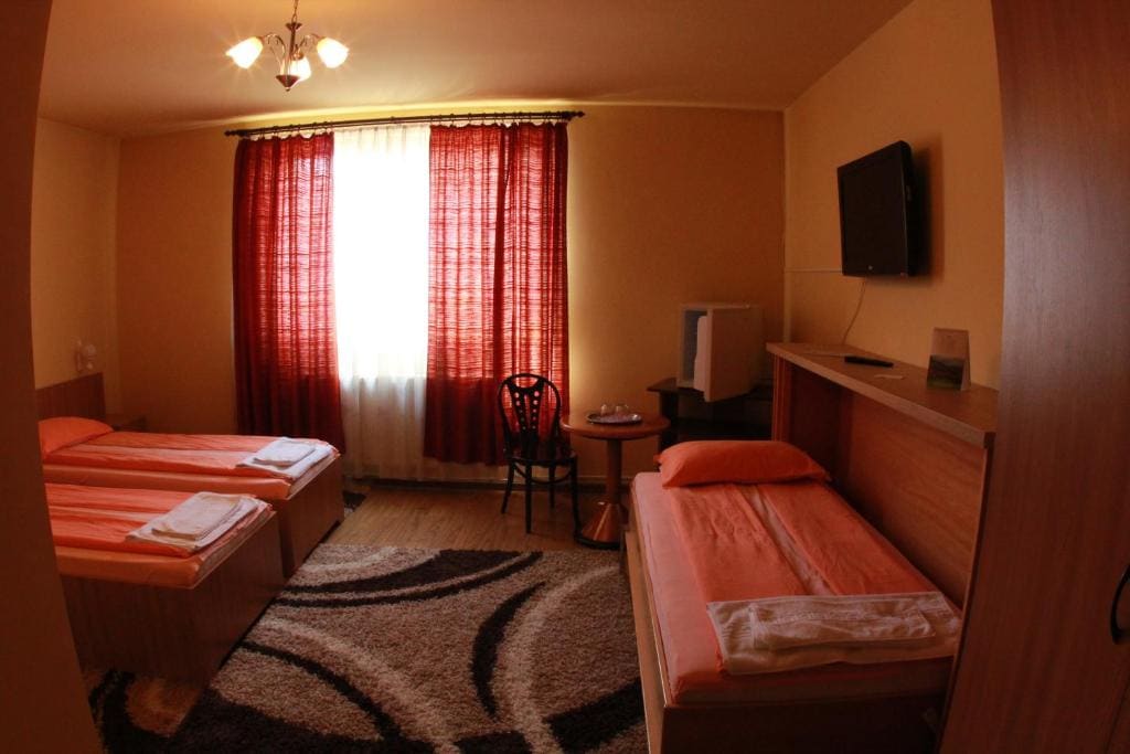 Triple Room room - Image 1