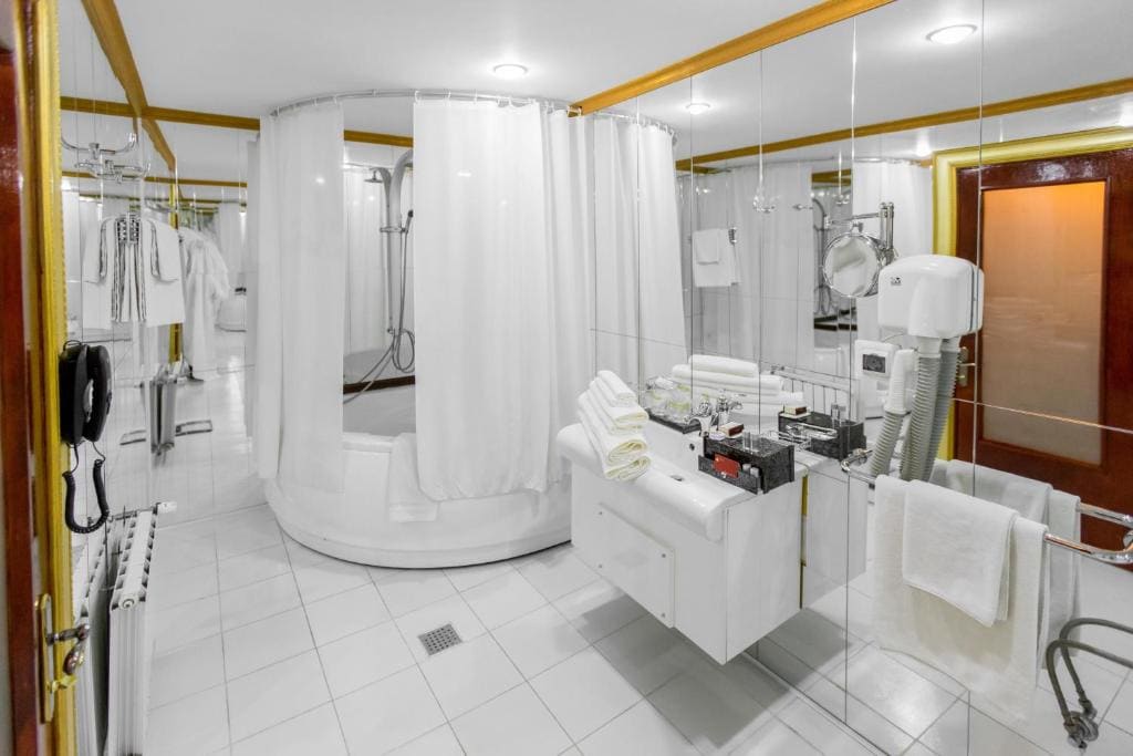 Twin Suite room - Image 2