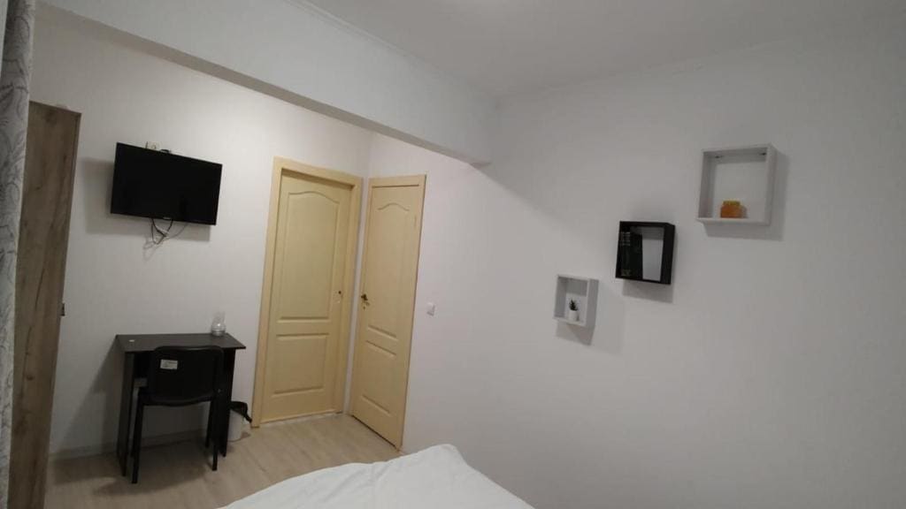 Family Suite with Balcony room - Image 3