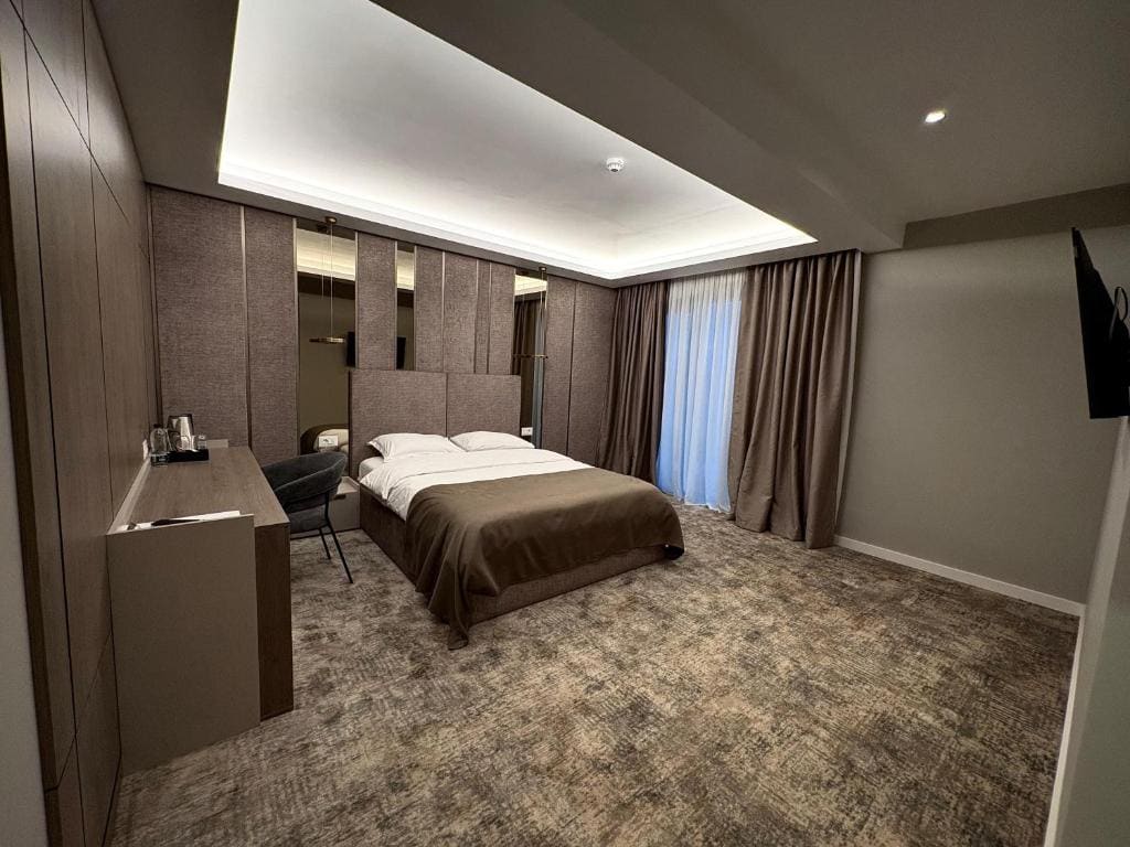 Superior Double Room room - Image 3
