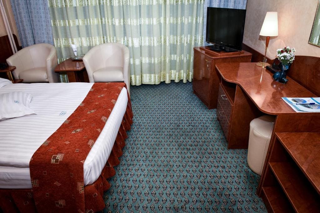 Superior Single Room room - Image 3