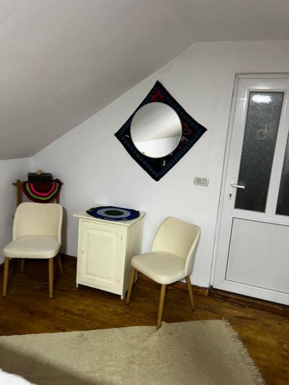 Deluxe Double or Twin Room room - Image 3