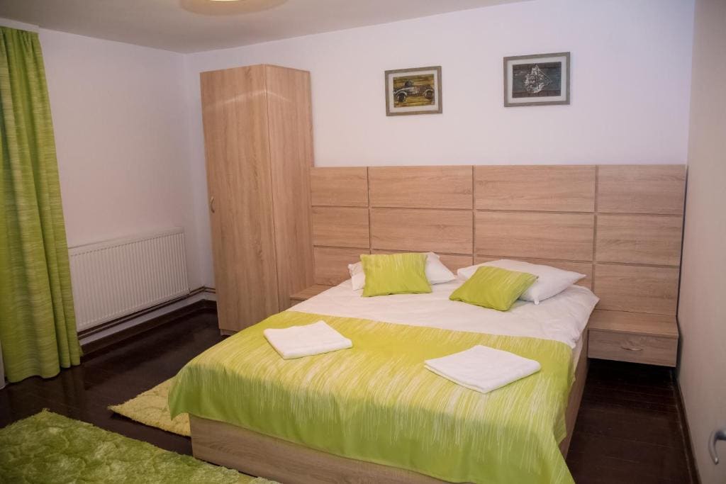 Apartment room - Image 2
