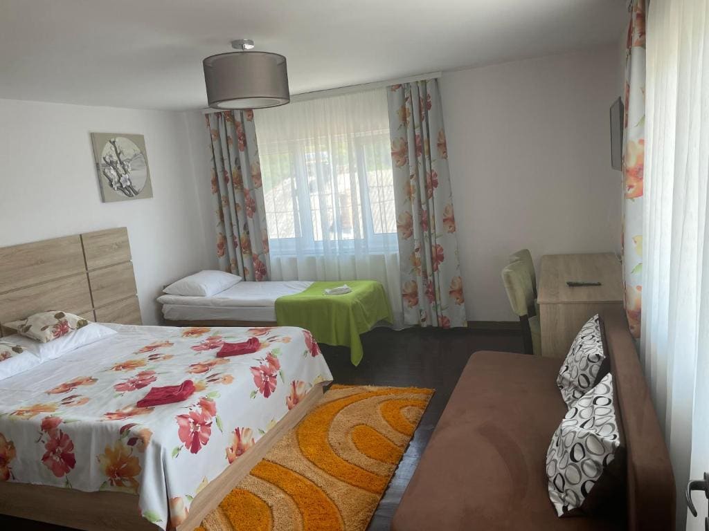 Standard Double Room room - Image 3