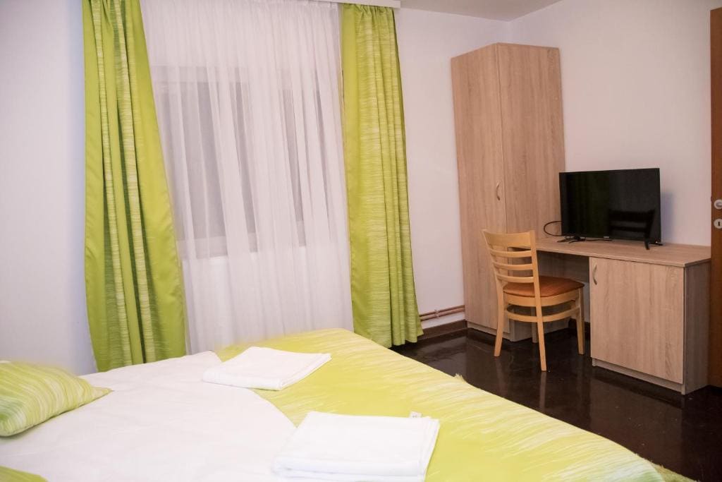 Apartment room - Image 1