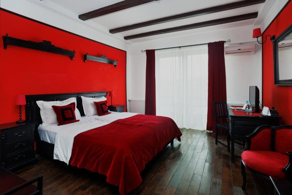 Superior Double or Twin Room with Bathtub room - Image 1