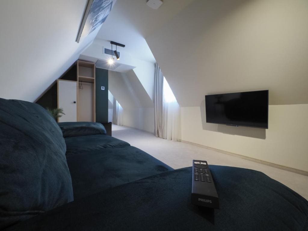 Apartment room - Image 3