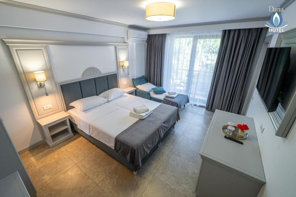 Superior Triple Room with Balcony room - Image 1