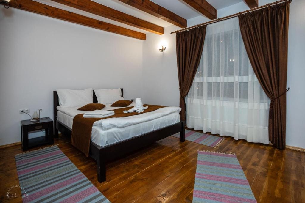 One-Bedroom Suite room - Image 1