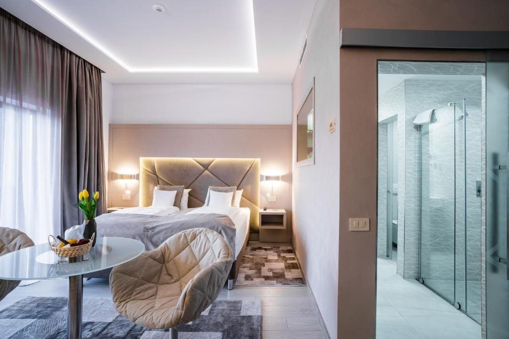 Standard Double or Twin Room with Balcony room - Image 1