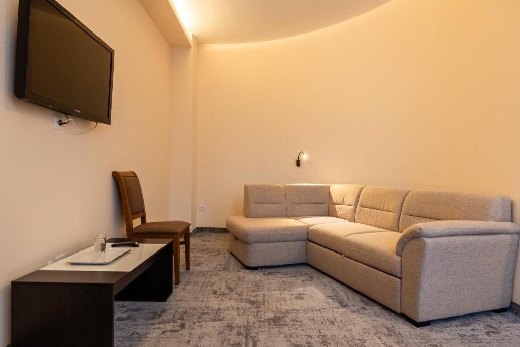 Apartment room - Image 3