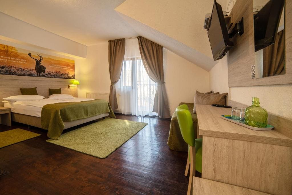 Triple Room with Balcony room - Image 3