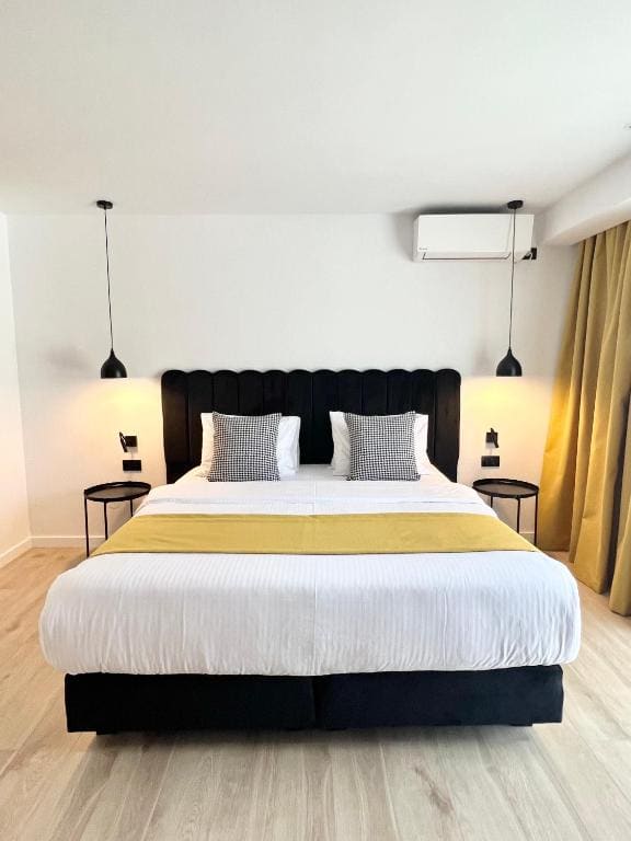 Standard Double or Twin Room room - Image 3