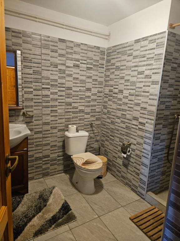 Triple Room room - Image 3