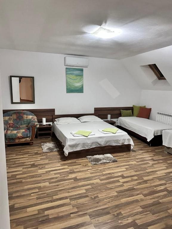 Deluxe Double Room room - Image 2