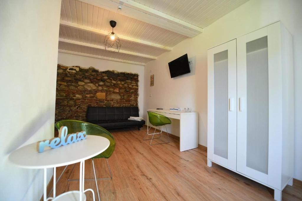 Deluxe Double Room room - Image 2