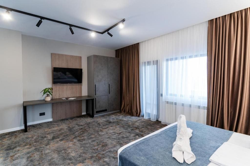 Superior King Room room - Image 3