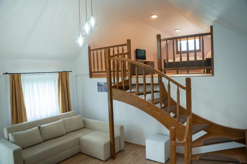 One-Bedroom Apartment room - Image 1