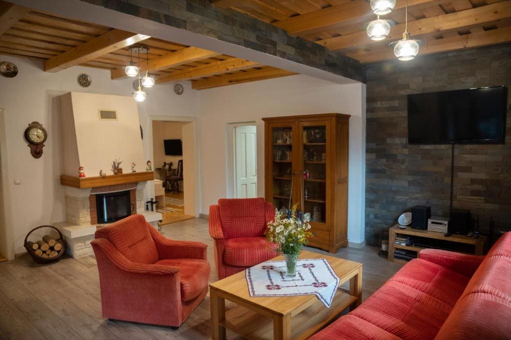 Two-Bedroom Apartment room - Image 1