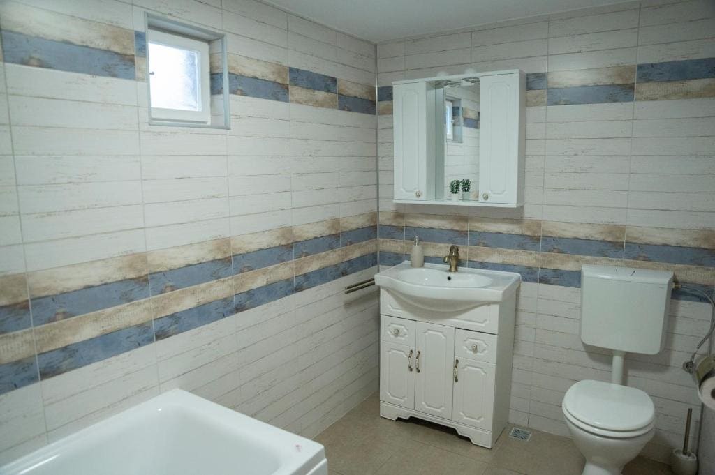 Two-Bedroom Apartment room - Image 3