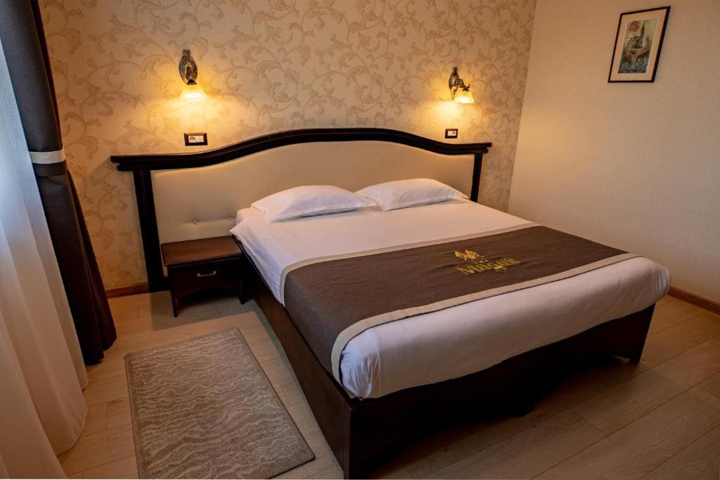 Superior King Room room - Image 1