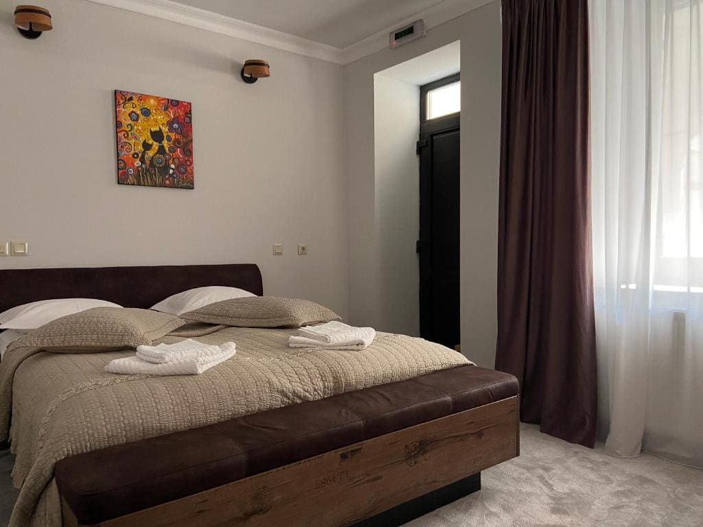 Deluxe Double Room room - Image 2