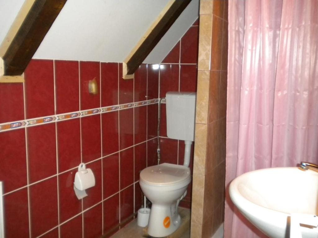Triple Room with Balcony room - Image 2
