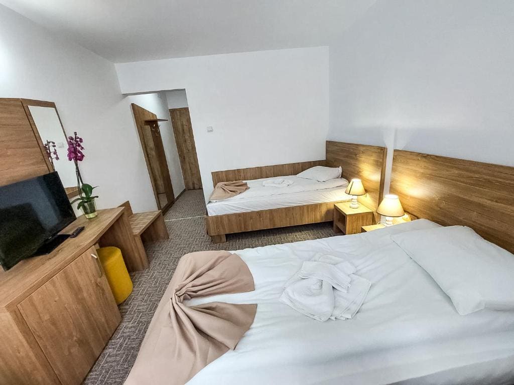 Standard Double Room room - Image 3