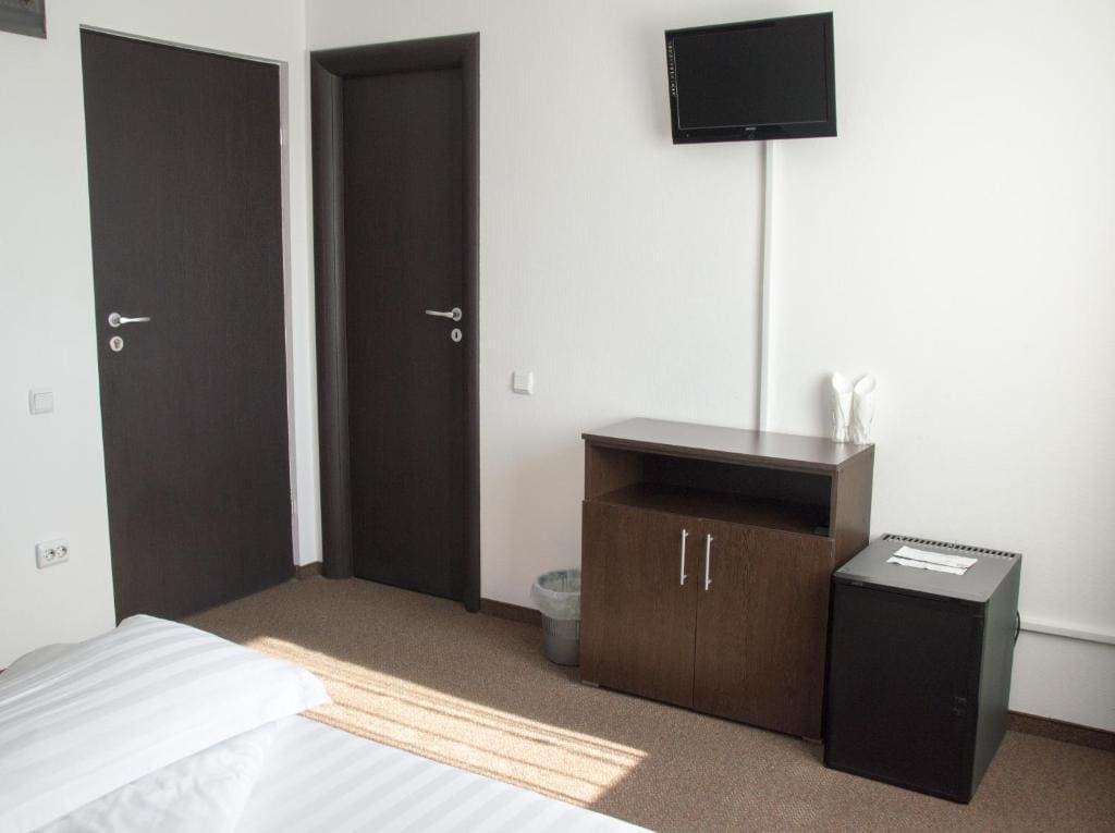 Double Room with Private Bathroom room - Image 1