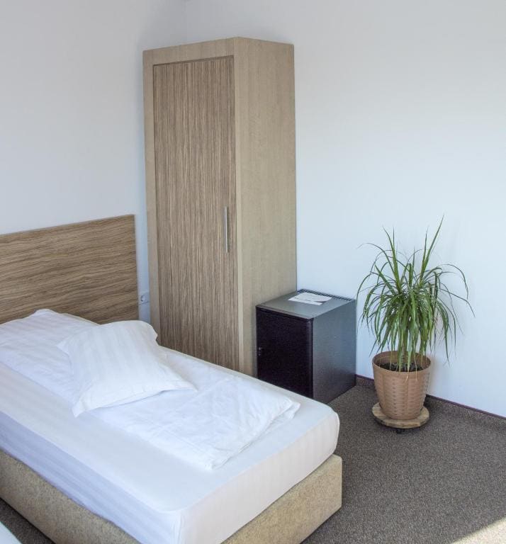 Twin Room with Private Bathroom room - Image 1