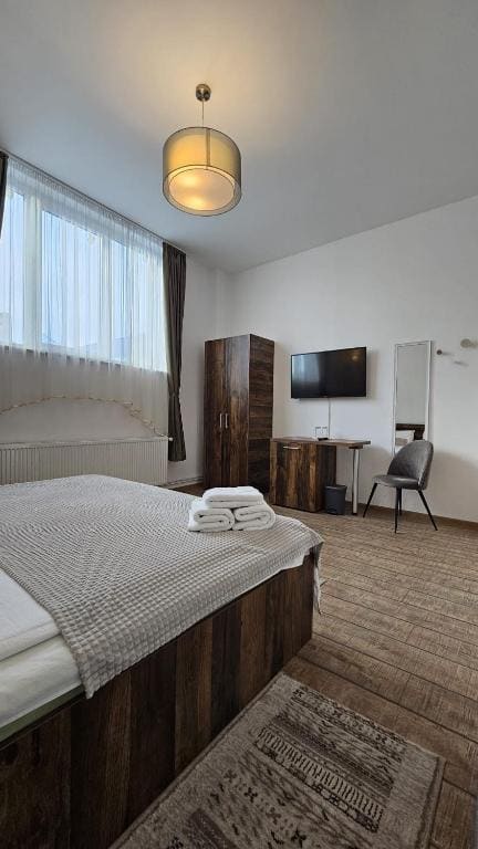 Double Room with Garden View room - Image 1