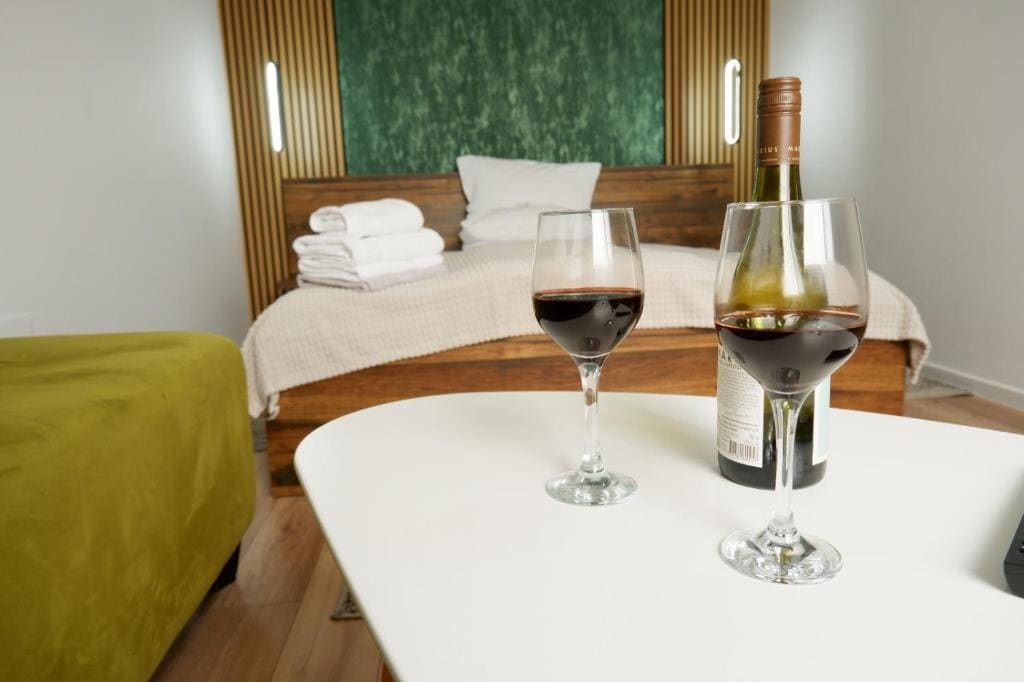 King Room with Garden View room - Image 1