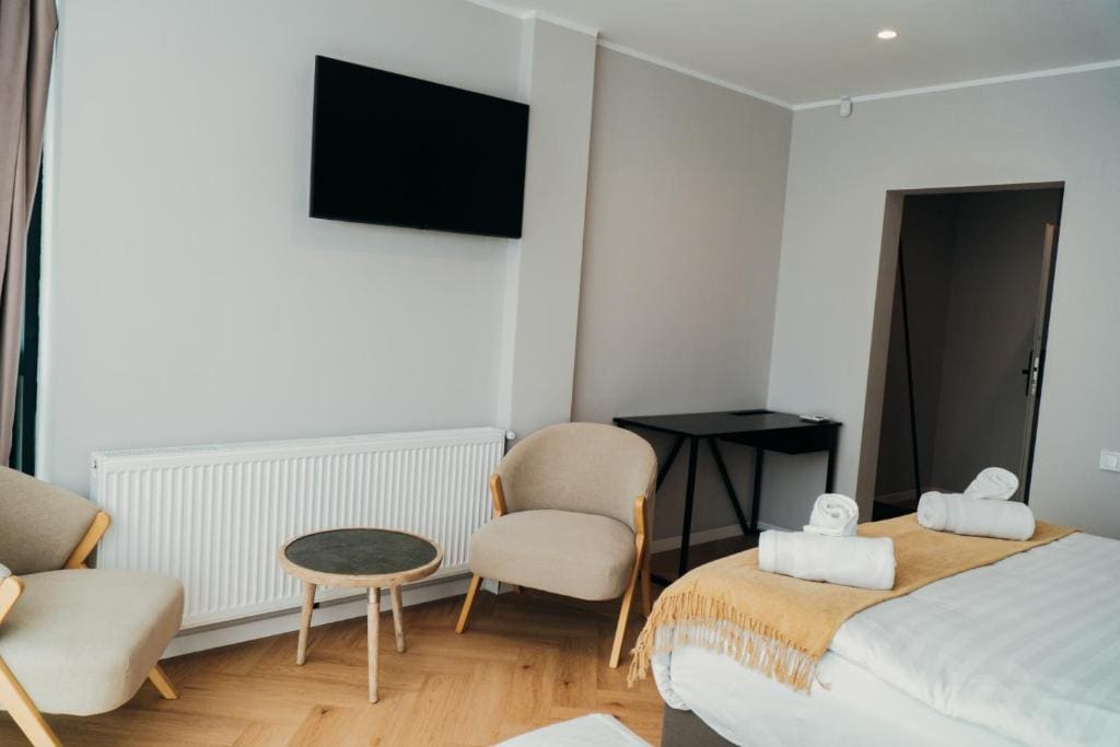 Suite room - Image 3