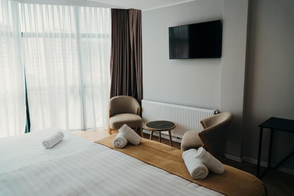 Suite room - Image 2