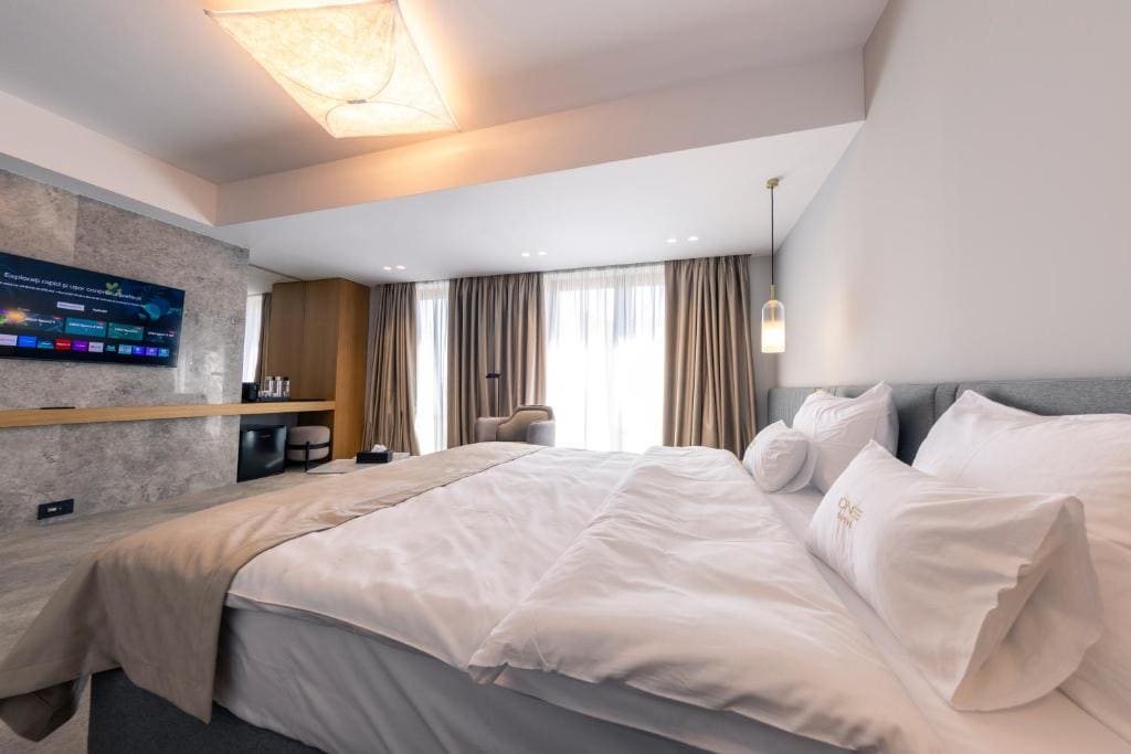 Superior Double Room room - Image 3