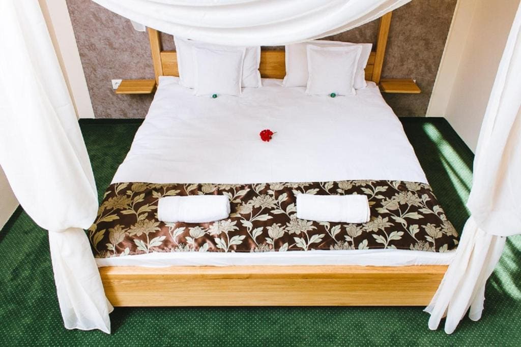 Large Double Room room - Image 3
