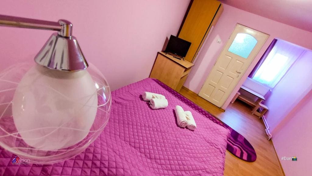 Large Double Room room - Image 1